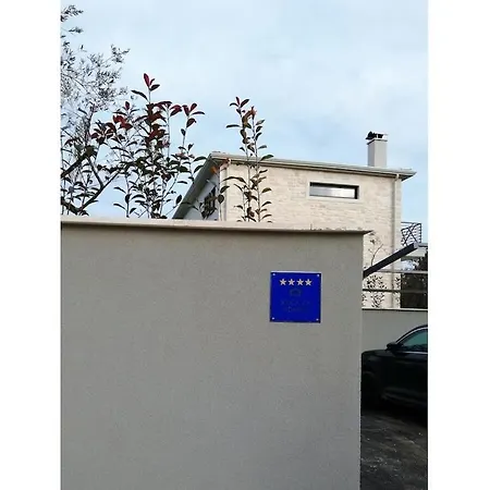 Vinomore Comfortable Tar-Vabriga